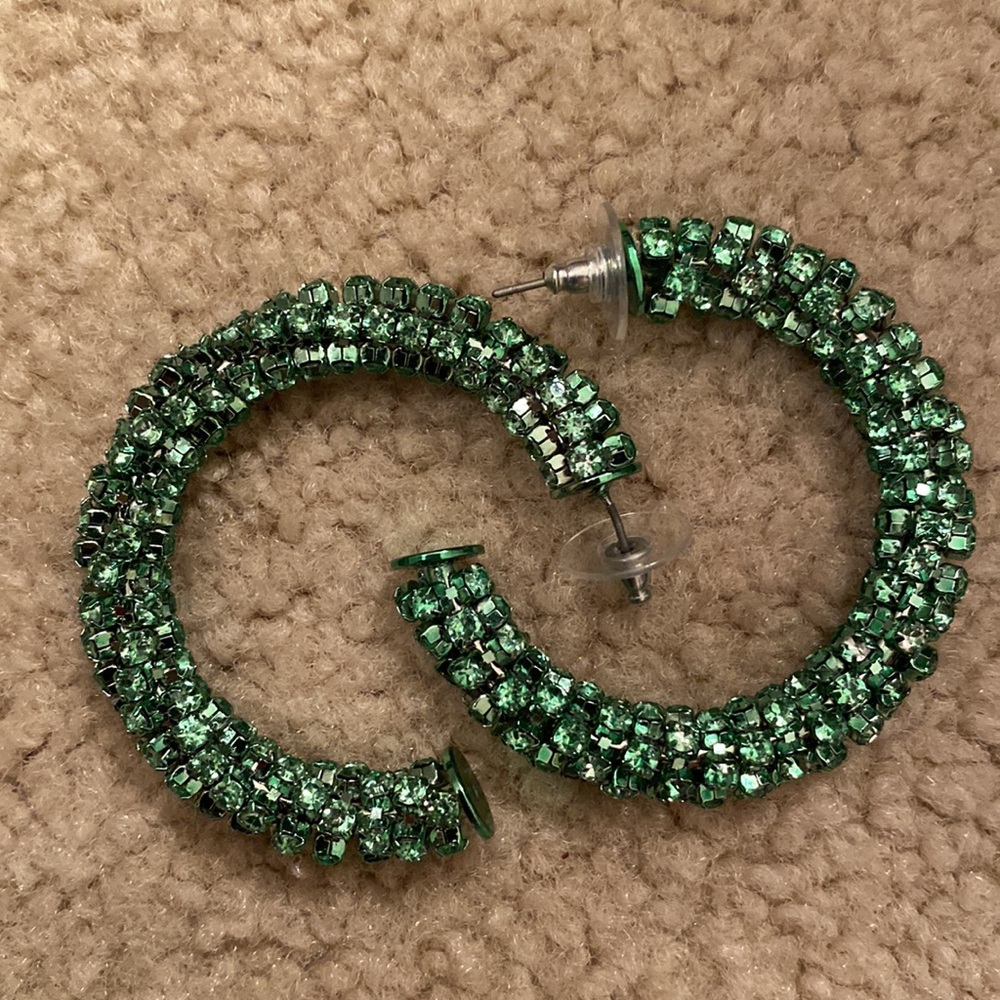 Simply Vera Wang Hoop Green Sparkly Earrings!